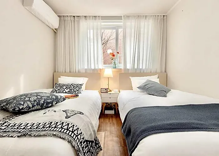 Hotel Size The Day 3*